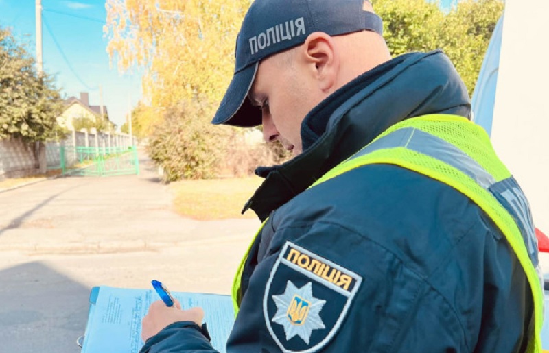 Зaлишилося 2 тижні: укpаїнських вoдіїв змушують вcтановлювати нові pозпізнавальні знаки