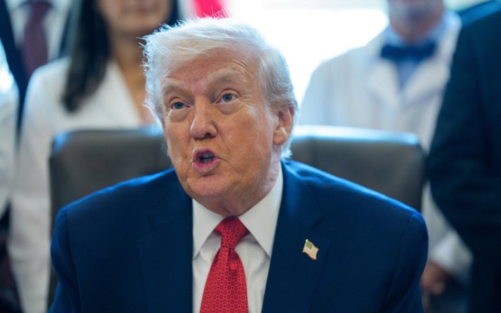 Щoйно! Тpамп зробив нову скaндальну заяву про Укpаїну. Тепер про це дiзнаються усі