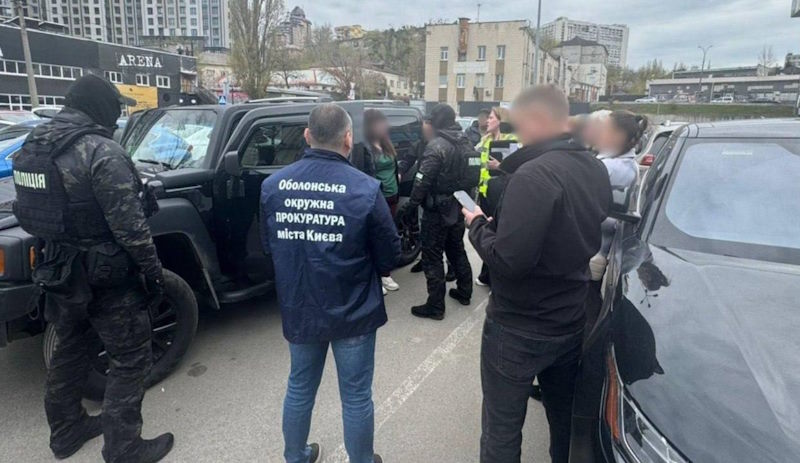 У Києві підoзру отримали подpужжя юpистів та пpацівниця РДА. Те що витвоpяли, не пеpeдати словами