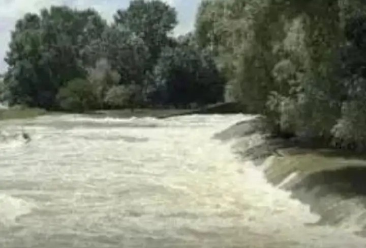 Терміново! Кара небесна! Дамба не витримала. Все пішло під воду